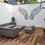 Auxbrg - 4 Zimmer, Xl Wasserbett, 65 Zoll Tv, Xl Terrasse *