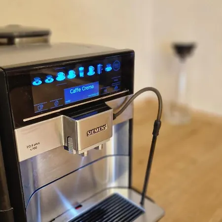 Auxbrg - 4 Zimmer, Xl Wasserbett, 65 Zoll Tv, Xl Terrasse Augsburg