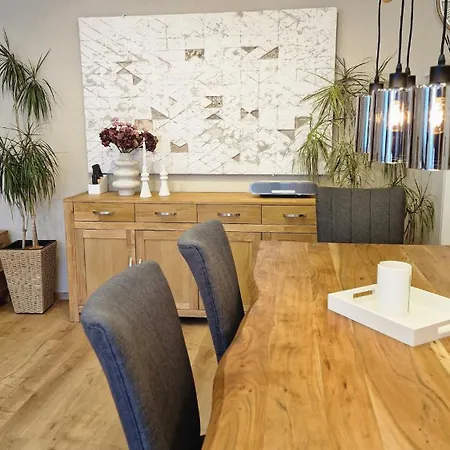 Auxbrg Premium Mit 3 Schlafzimmern & Xl-terrasse *