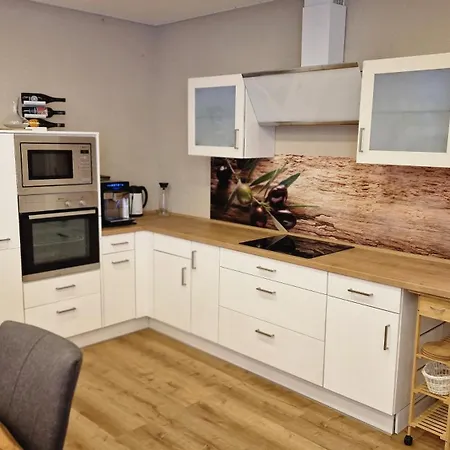 公寓 Auxbrg - 4 Zimmer, Xl Wasserbett, 65 Zoll Tv, Xl Terrasse 奥格斯堡