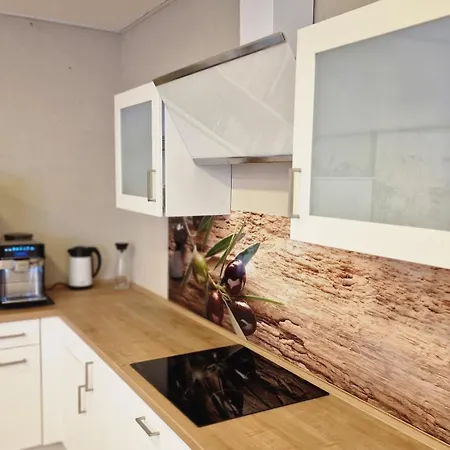 Auxbrg - 4 Zimmer, Xl Wasserbett, 65 Zoll Tv, Xl Terrasse * Augsburg