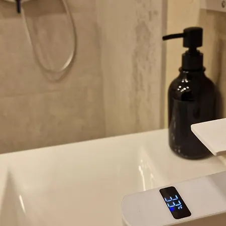 Auxbrg - 4 Zimmer, Xl Wasserbett, 65 Zoll Tv, Xl Terrasse Appartement *