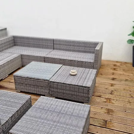 Auxbrg - 4 Zimmer, Xl Wasserbett, 65 Zoll Tv, Xl Terrasse Appartement