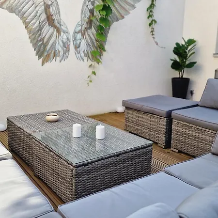 Auxbrg Premium Mit 3 Schlafzimmern & Xl-terrasse 公寓 *