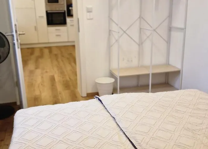 Auxbrg - 4 Zimmer, Xl Wasserbett, 65 Zoll Tv, Xl Terrasse 公寓