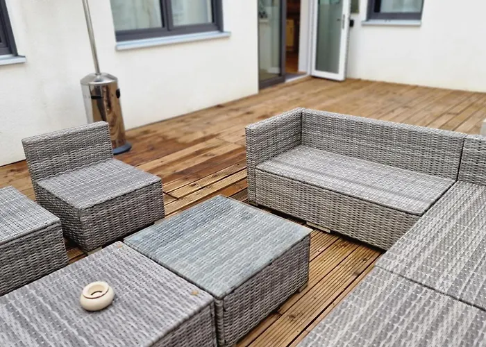 Auxbrg - 4 Zimmer, Xl Wasserbett, 65 Zoll Tv, Xl Terrasse *