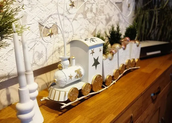 Auxbrg - 4 Zimmer, Xl Wasserbett, 65 Zoll Tv, Xl Terrasse * 奥格斯堡